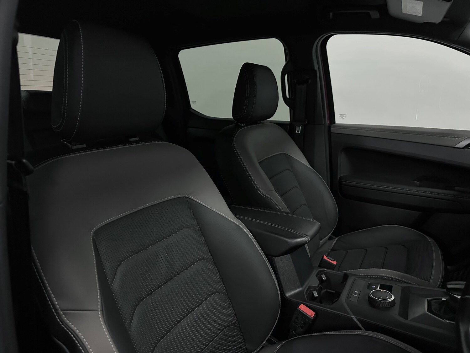 Used Volkswagen Amarok 2024 for sale - 77435044: Photo 15