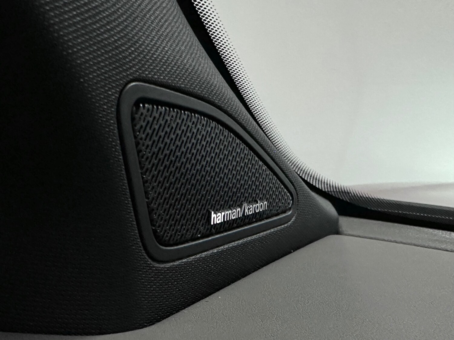 Used Volkswagen Amarok 2024 for sale - 77435044: Photo 25