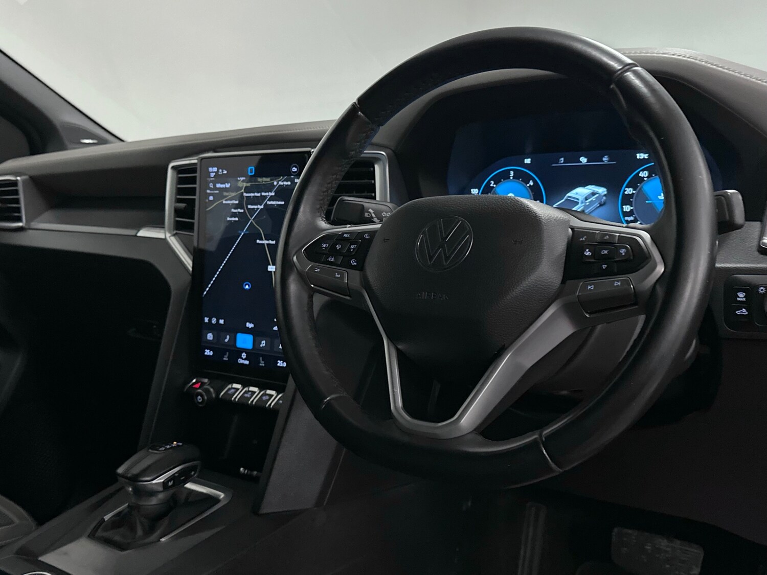 Used Volkswagen Amarok 2024 for sale - 77435044: Photo 4