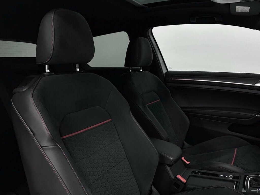 Used Volkswagen Golf 2019 for sale - 77168699: Photo 12