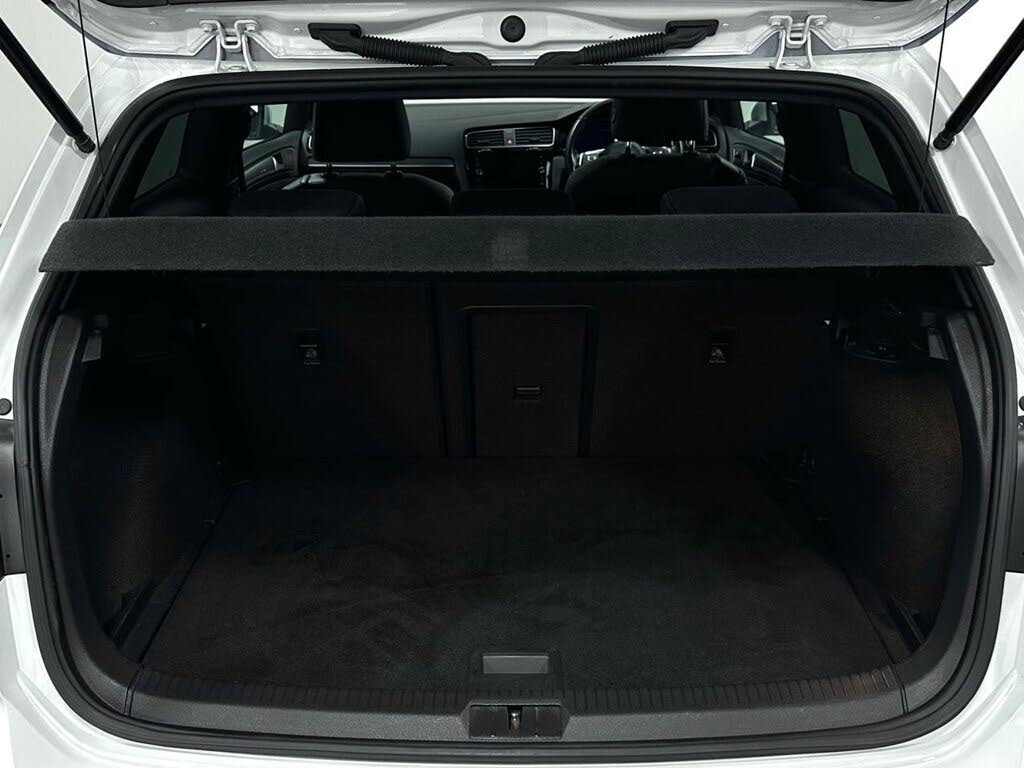 Used Volkswagen Golf 2019 for sale - 77168699: Photo 22