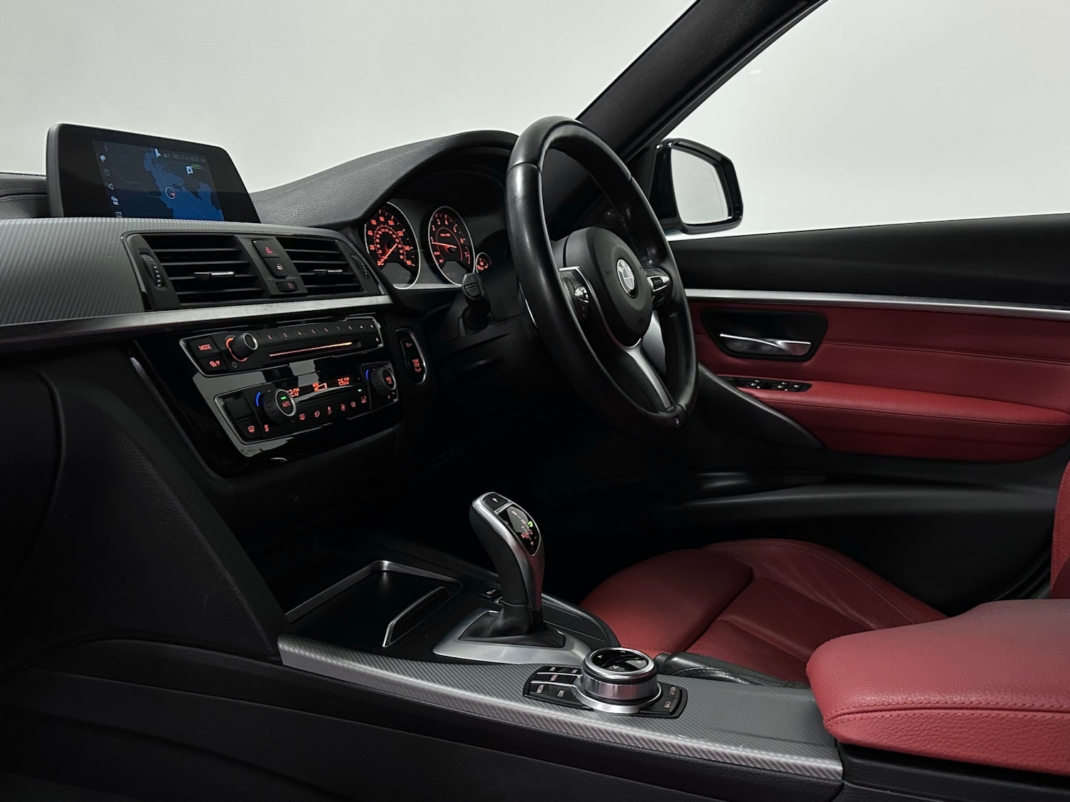 Used BMW 3 Series 2018 for sale - 77789208: Photo 23