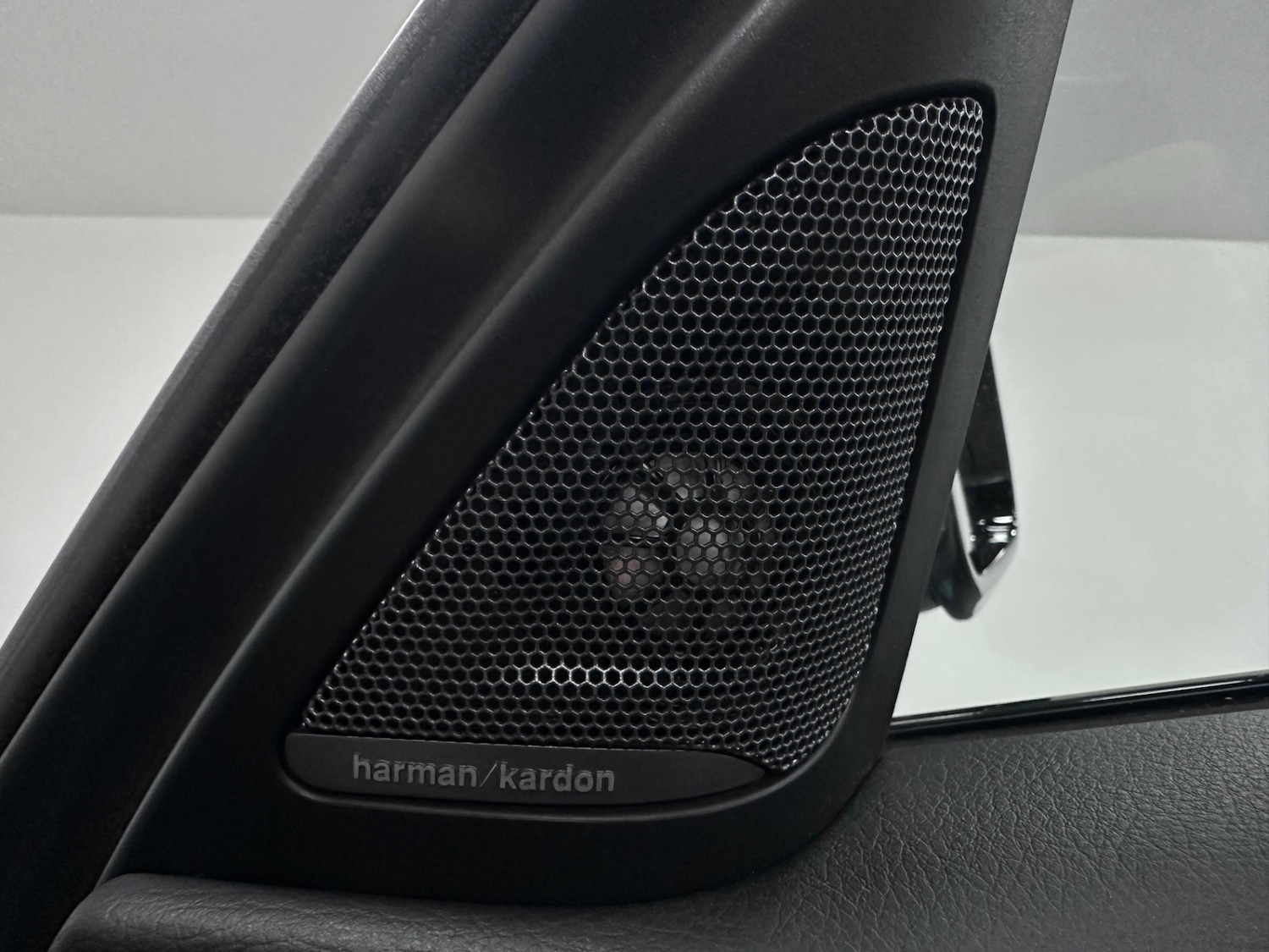 Used BMW 3 Series 2018 for sale - 77789208: Photo 26