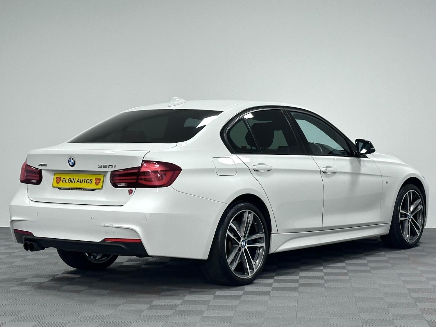 Used BMW 3 Series 2018 for sale - 77789208: Photo 8