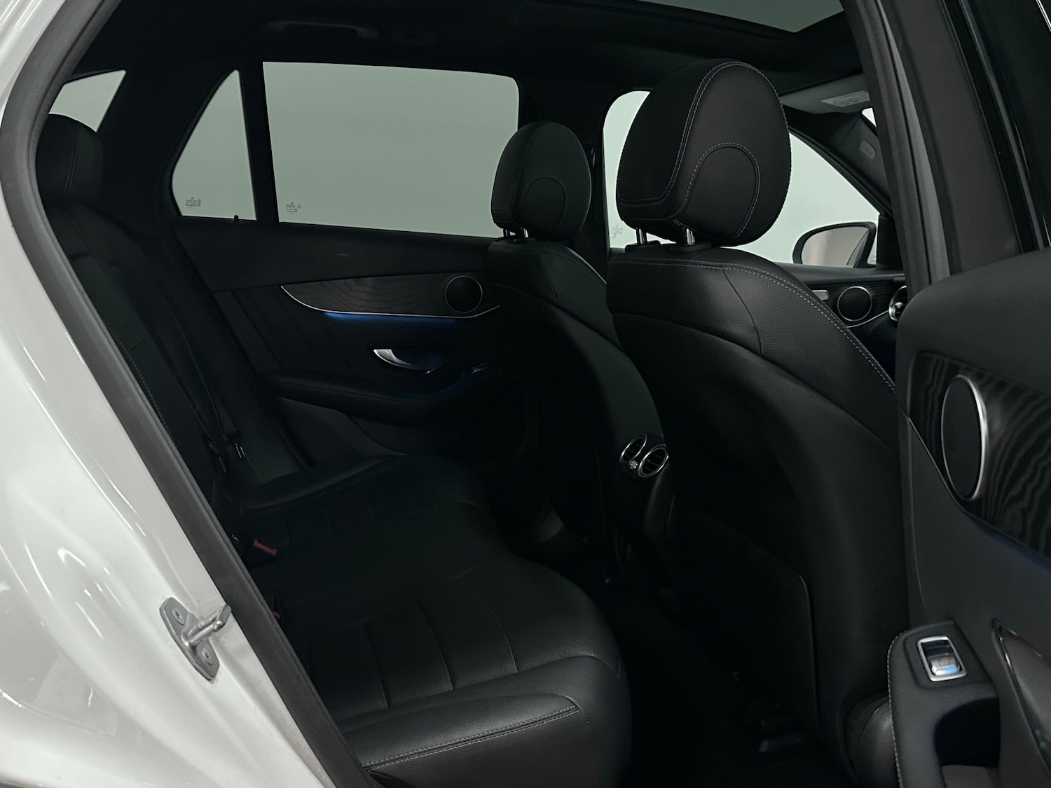 Used Mercedes-Benz GLC 2019 for sale - 77260923: Photo 24