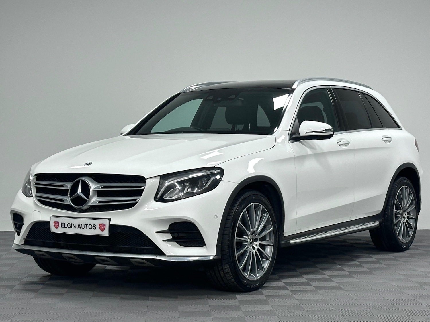 Used Mercedes-Benz GLC 2019 for sale - 77260923: Photo 3