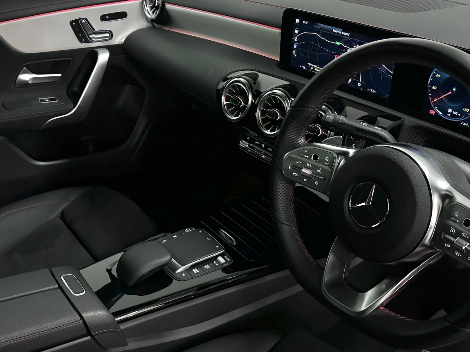 Used Mercedes-Benz CLA 2023 for sale - 77035760: Photo 17