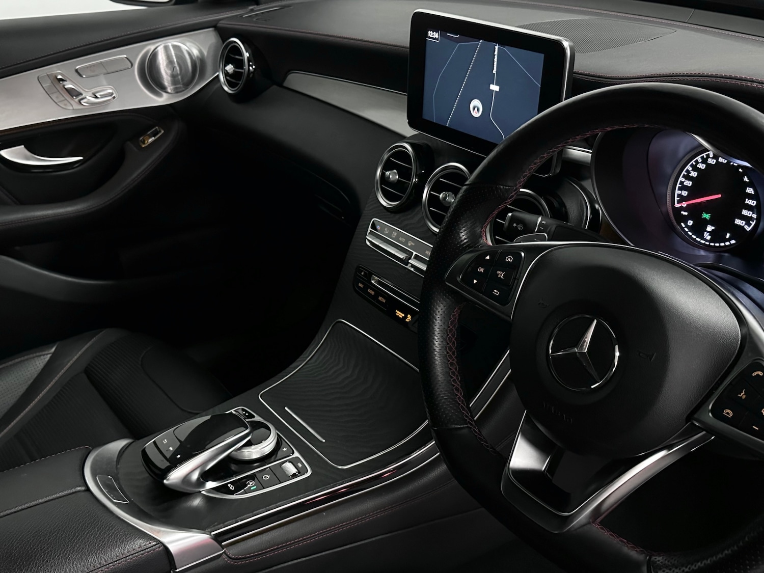 Used Mercedes-Benz GLC 2018 for sale - 78190705: Photo 19