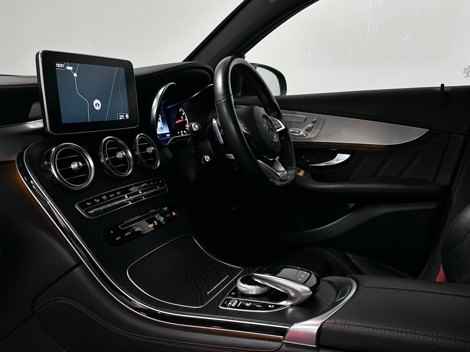 Used Mercedes-Benz GLC 2018 for sale - 78190705: Photo 24