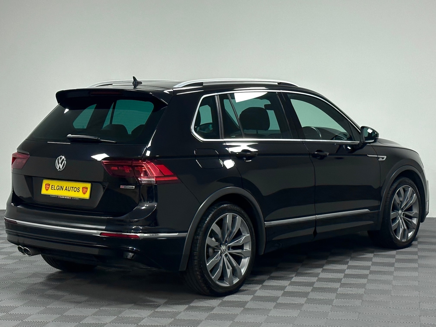 Used Volkswagen Tiguan 2018 for sale - 76830760: Photo 13