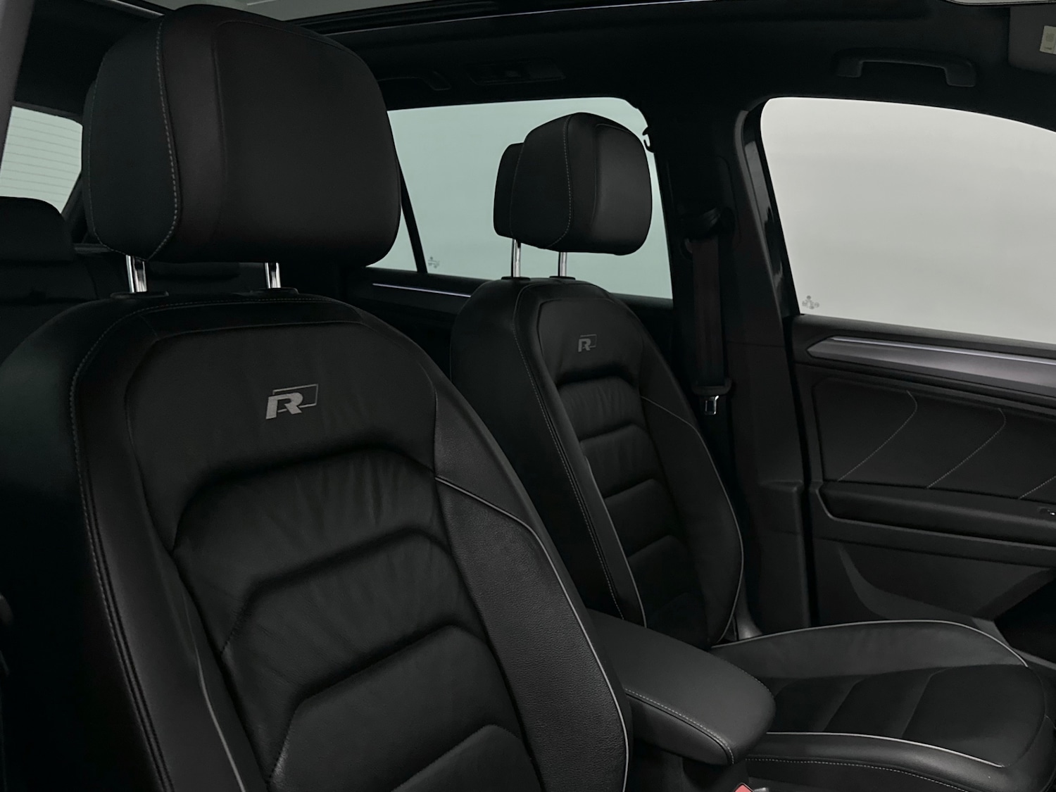 Used Volkswagen Tiguan 2018 for sale - 76830760: Photo 16