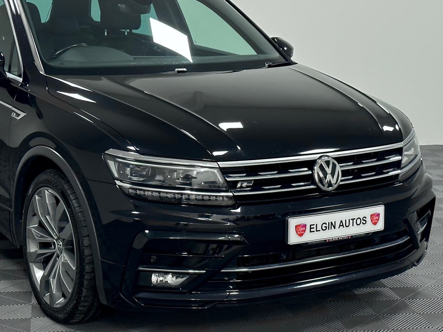 Used Volkswagen Tiguan 2018 for sale - 76830760: Photo 26