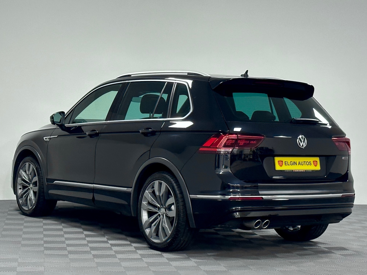 Used Volkswagen Tiguan 2018 for sale - 76830760: Photo 6