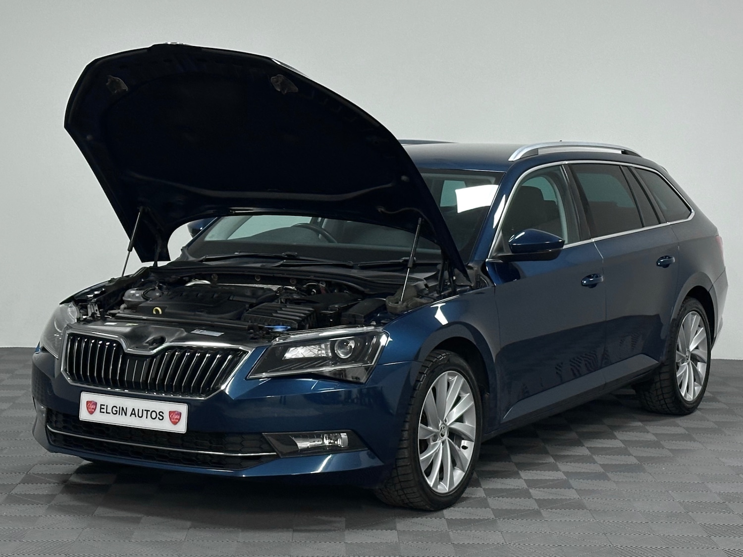 Used Skoda Superb 2017 for sale - 78026222: Photo 10