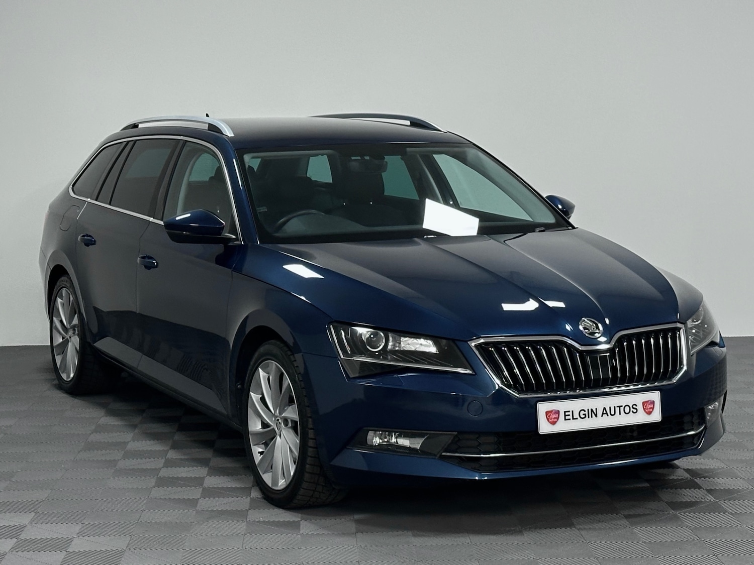 Used Skoda Superb 2017 for sale - 78026222: Photo 12