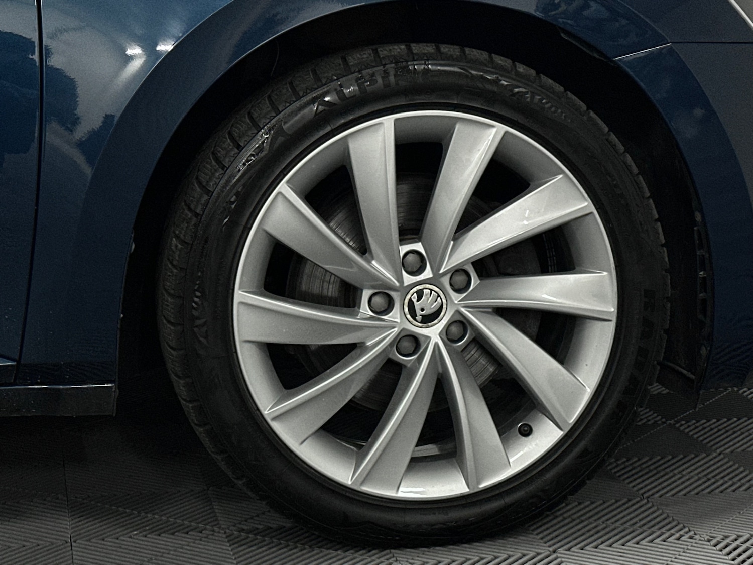 Used Skoda Superb 2017 for sale - 78026222: Photo 9