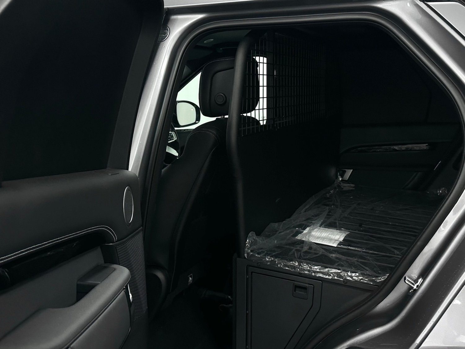 Used Land Rover Discovery 2025 for sale - 76449242: Photo 21