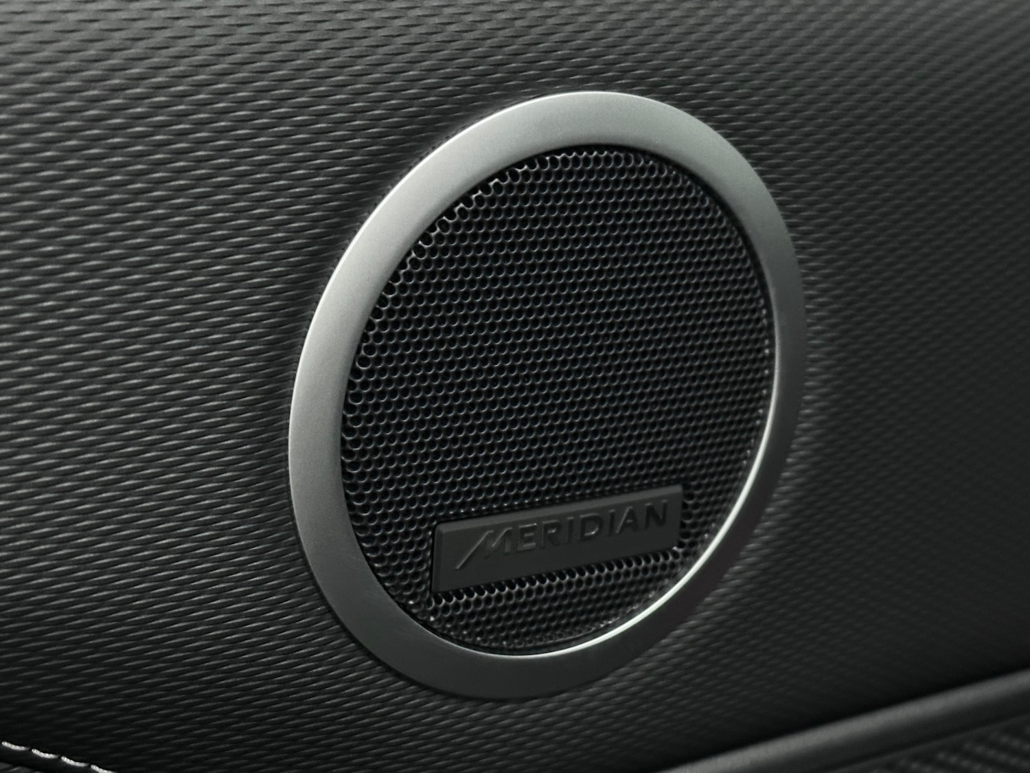 Used Land Rover Discovery 2025 for sale - 76449242: Photo 23