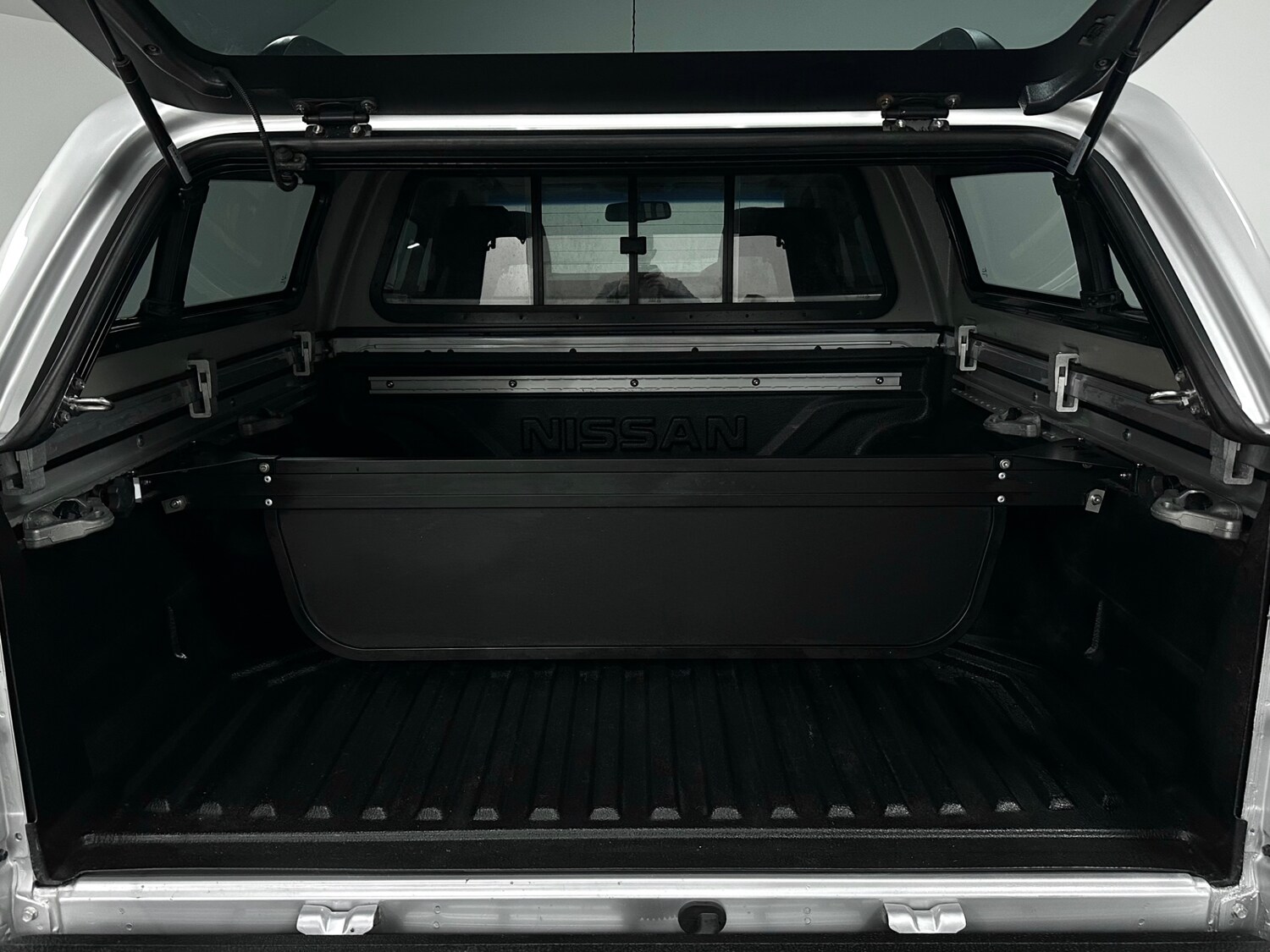 Used Nissan Navara 2017 for sale - 77916067: Photo 25