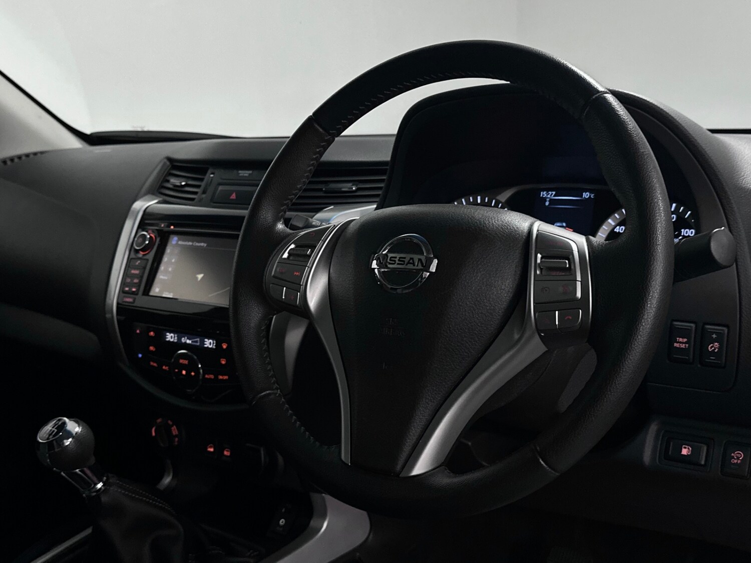 Used Nissan Navara 2017 for sale - 77916067: Photo 4