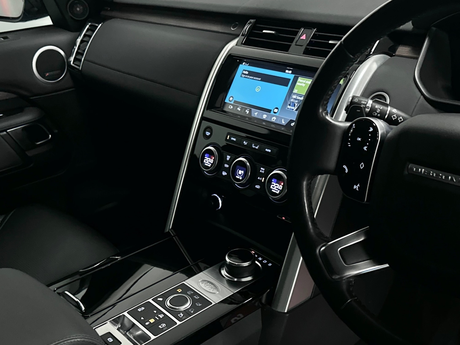 Used Land Rover Discovery 2018 for sale - 77743200: Photo 18