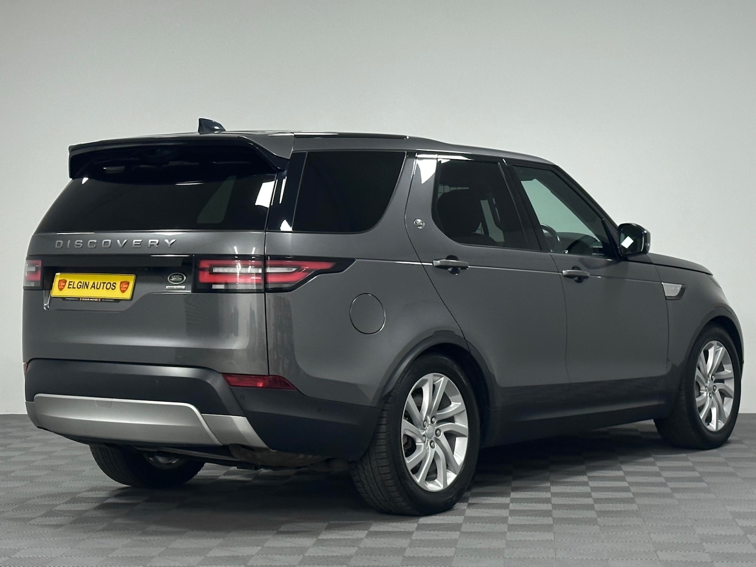 Used Land Rover Discovery 2018 for sale - 77743200: Photo 8