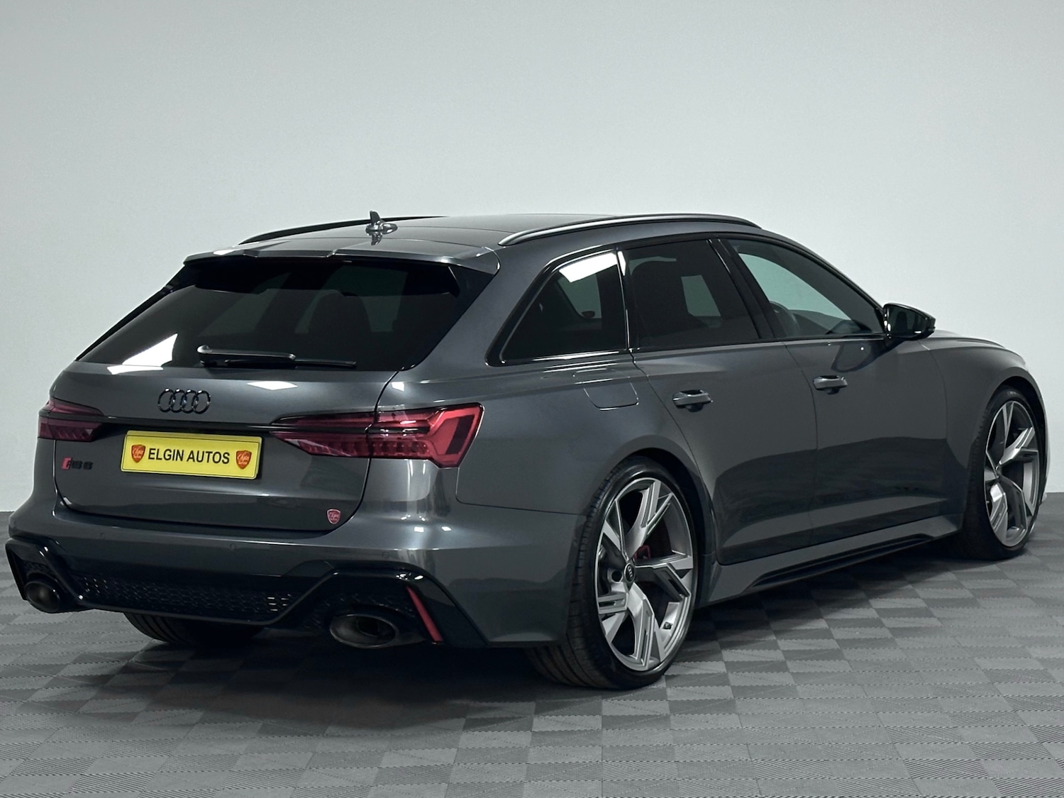 Used Audi RS6 2023 for sale - 77568983: Photo 14