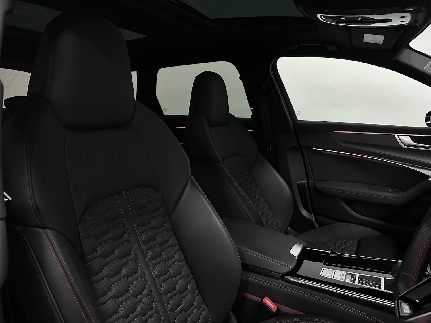 Used Audi RS6 2023 for sale - 77568983: Photo 16