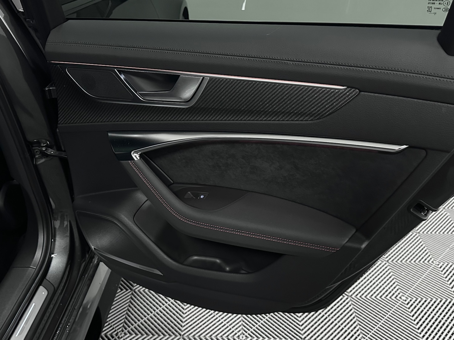 Used Audi RS6 2023 for sale - 77568983: Photo 34