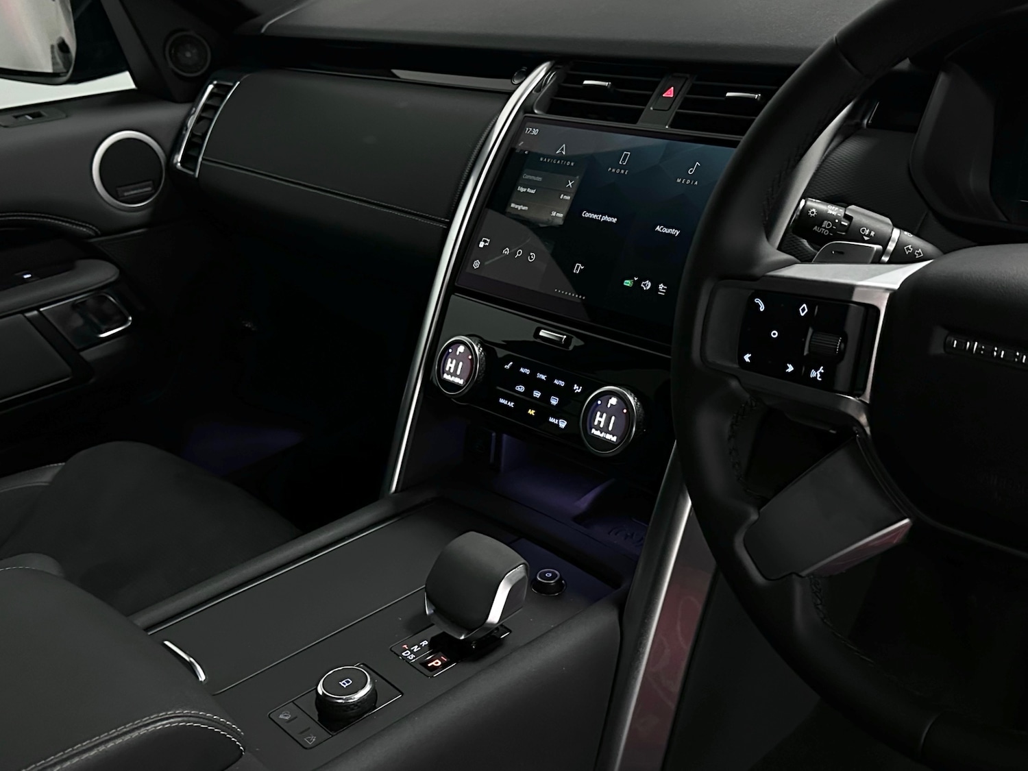 Used Land Rover Discovery 2023 for sale - 76859566: Photo 17