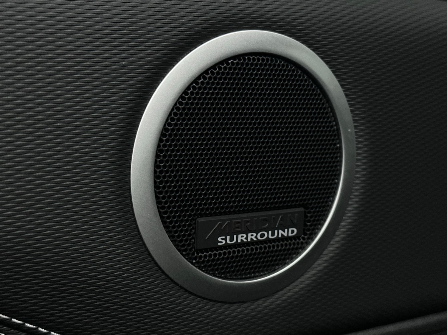 Used Land Rover Discovery 2023 for sale - 76859566: Photo 25