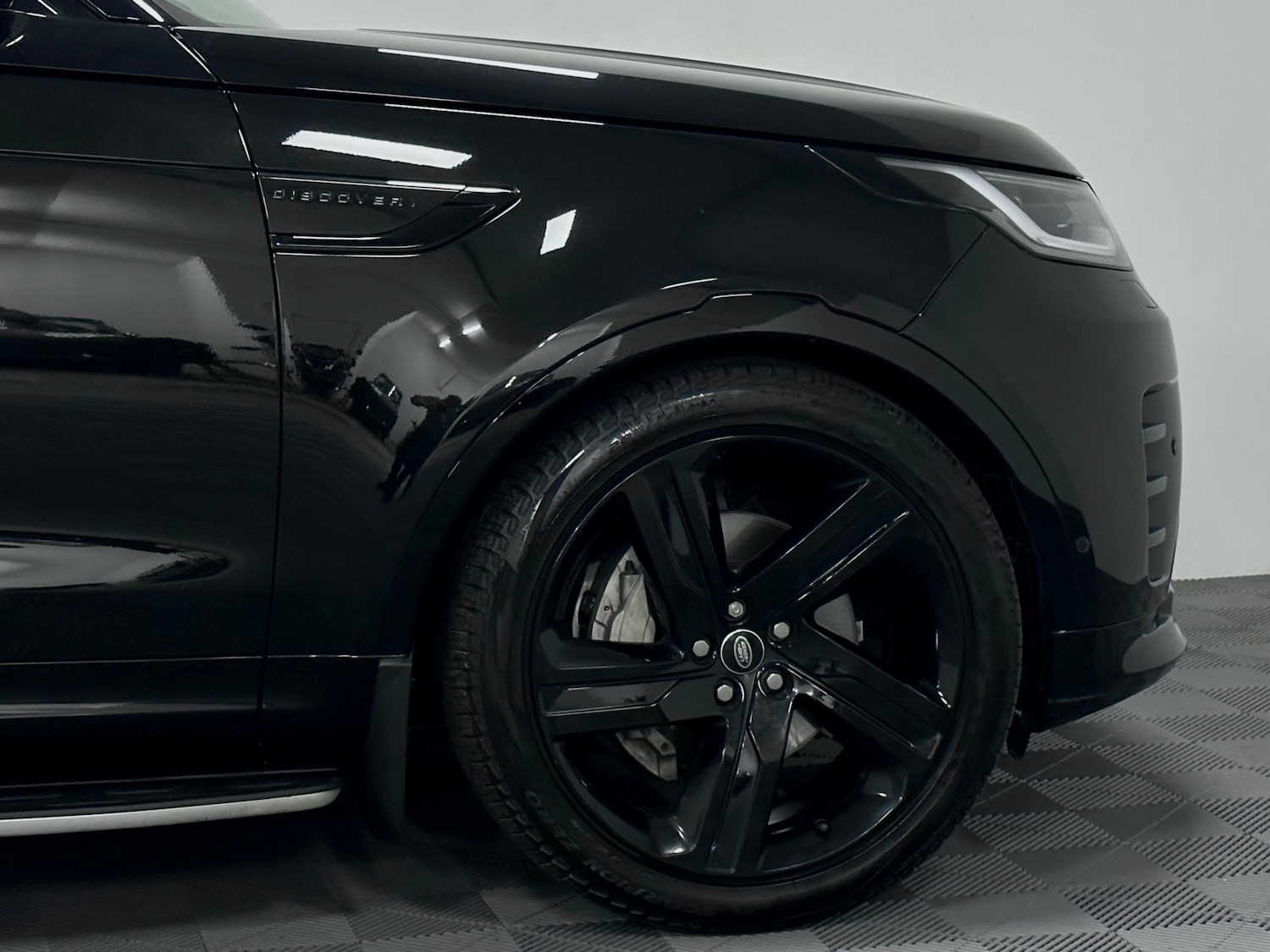 Used Land Rover Discovery 2023 for sale - 76859566: Photo 34