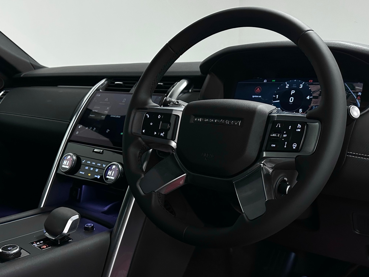 Used Land Rover Discovery 2023 for sale - 76859566: Photo 4