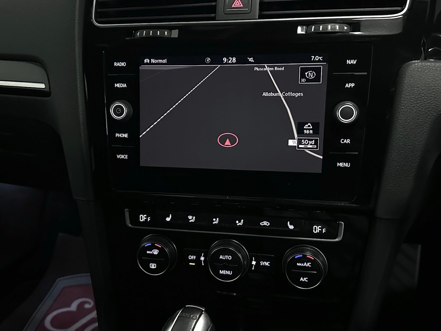 Used Volkswagen Golf 2017 for sale - 77991945: Photo 20