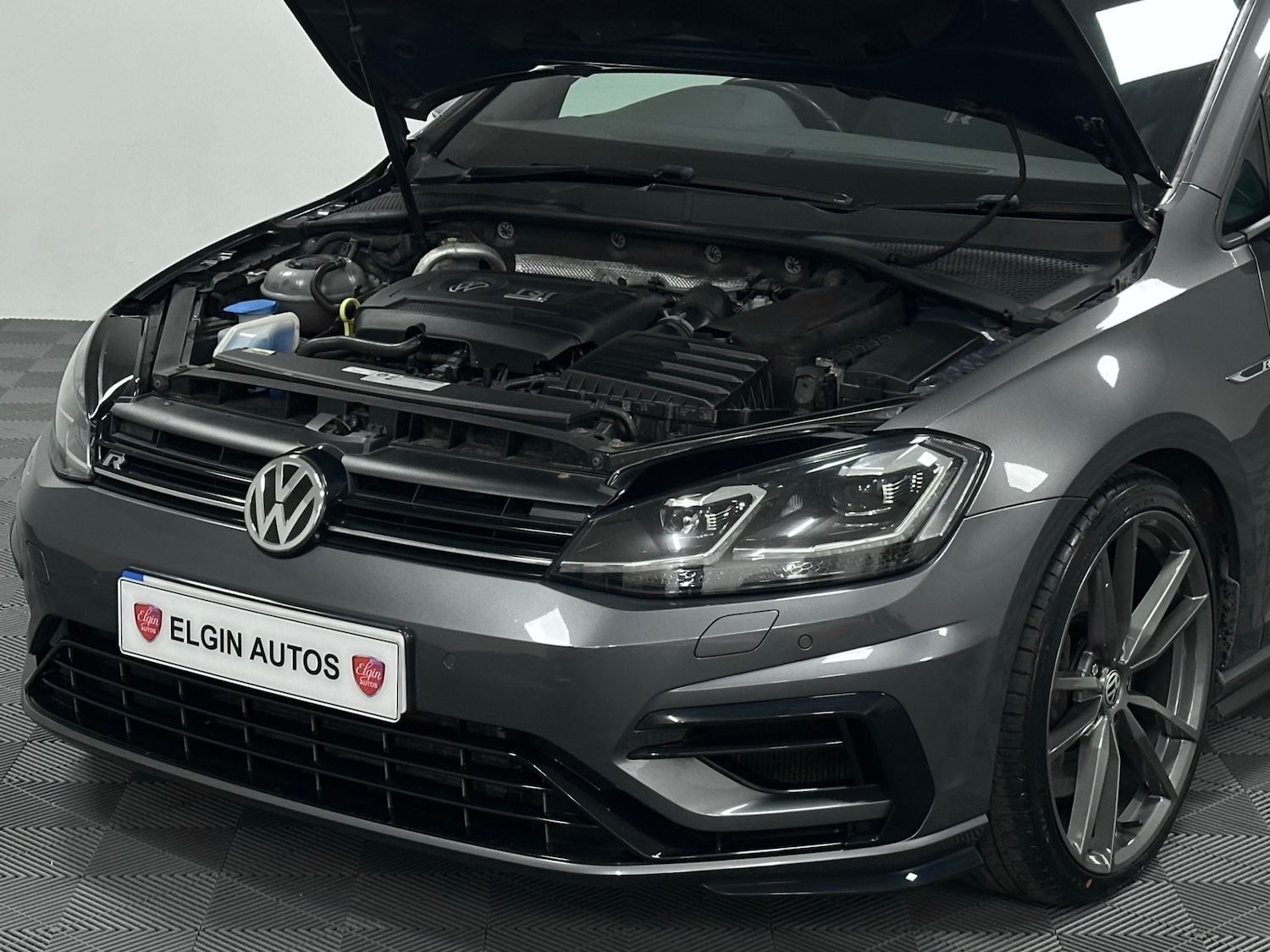 Used Volkswagen Golf 2017 for sale - 77991945: Photo 28