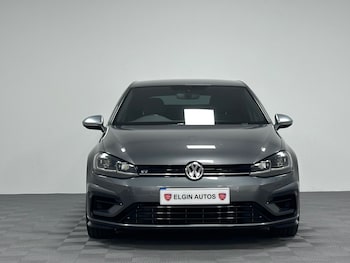 Used Volkswagen Golf 2017 for sale - 77991945: Photo
