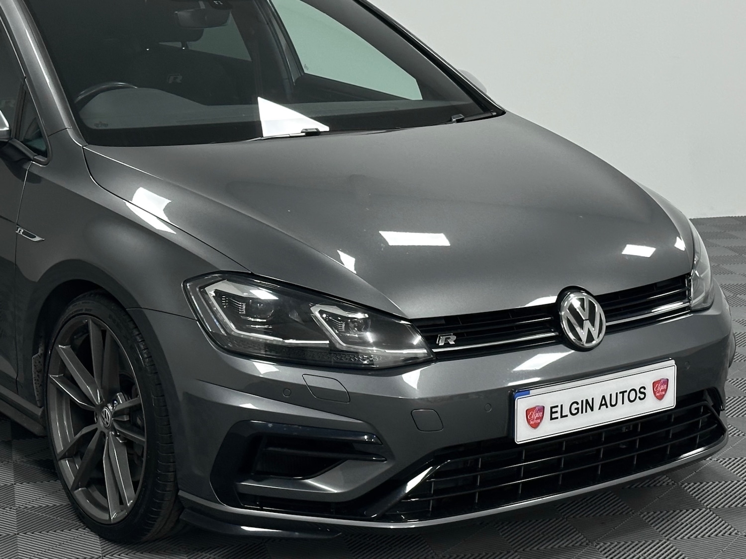 Used Volkswagen Golf 2017 for sale - 77991945: Photo 30