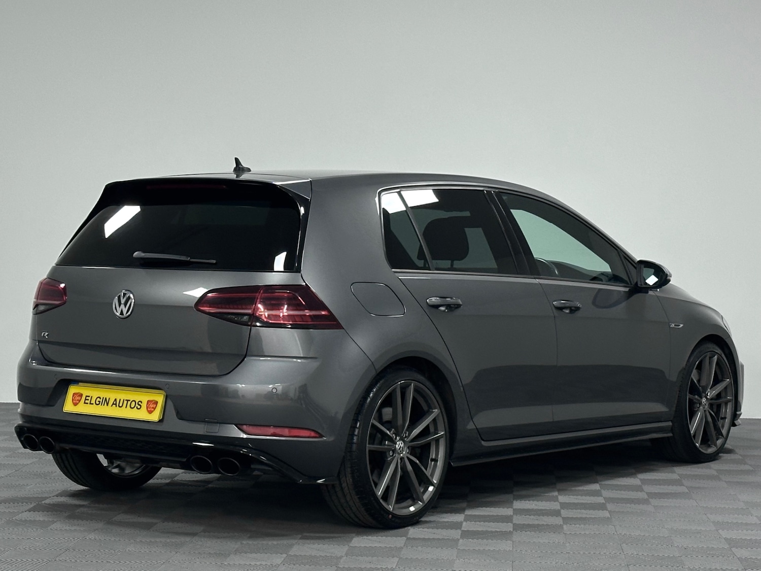 Used Volkswagen Golf 2017 for sale - 77991945: Photo 8