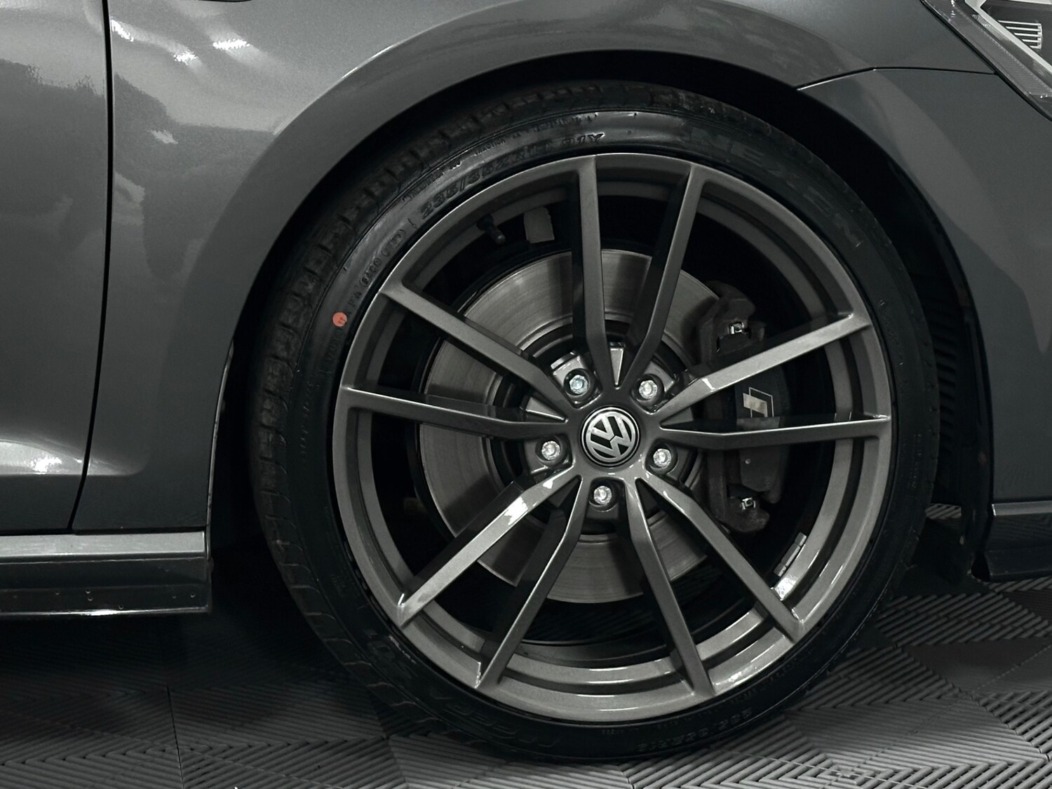 Used Volkswagen Golf 2017 for sale - 77991945: Photo 9