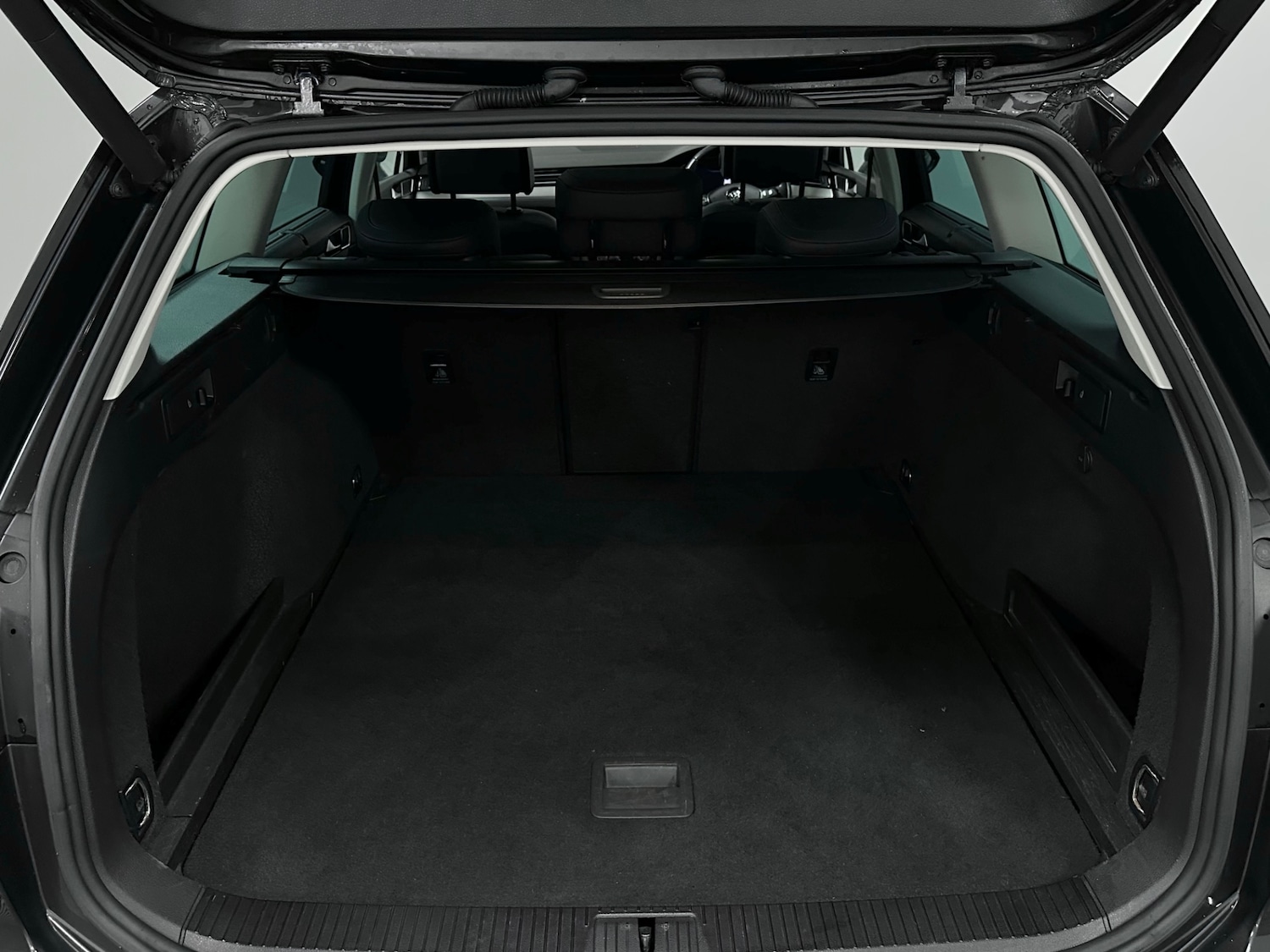 Used Volkswagen Passat 2019 for sale - 77272270: Photo 23