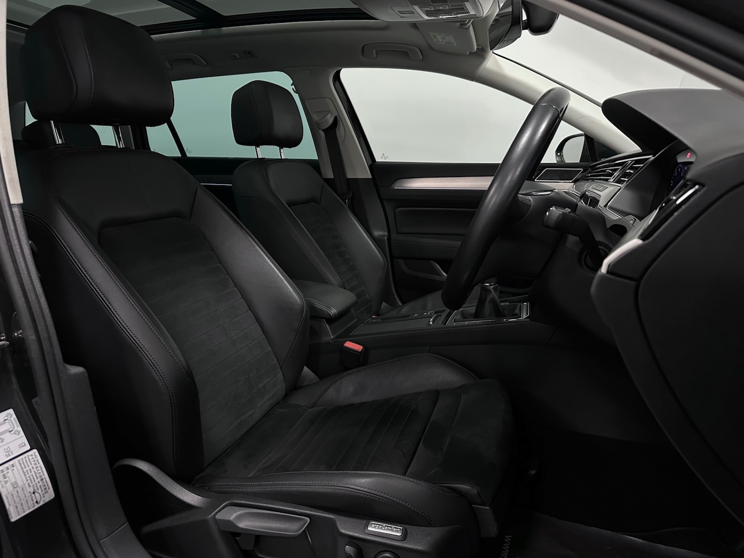 Used Volkswagen Passat 2019 for sale - 77272270: Photo 5