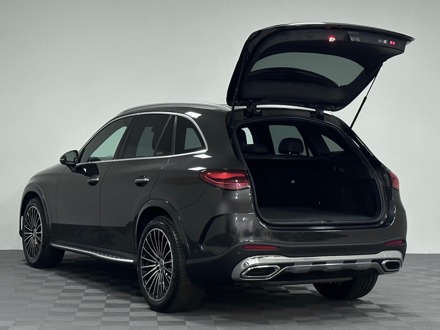 Used Mercedes-Benz GLC 2025 for sale - 77025305: Photo 14