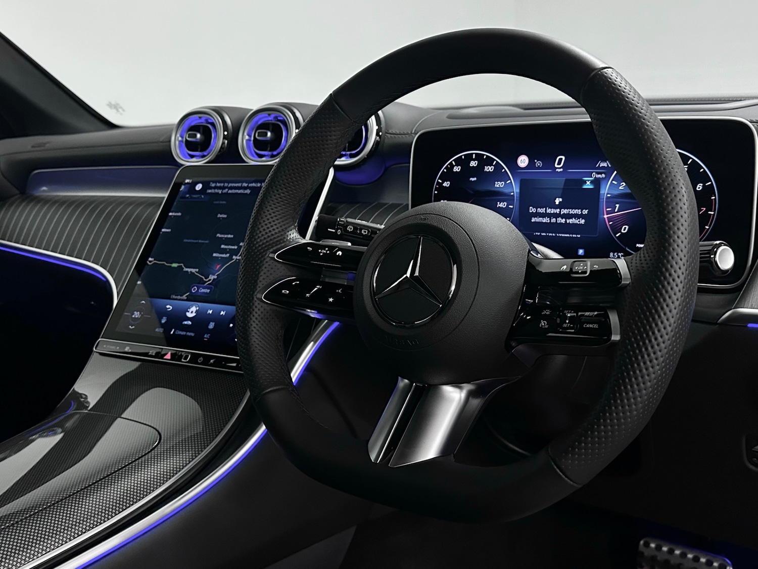 Used Mercedes-Benz GLC 2025 for sale - 77025305: Photo 4