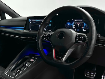 Used Volkswagen Golf 2021 for sale - 76449876: Photo