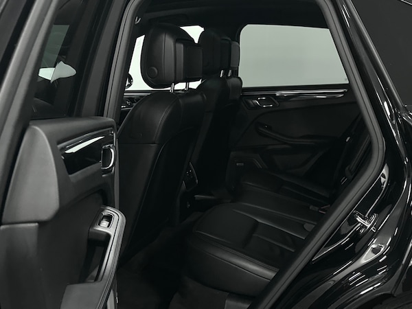 Used Porsche Macan 2018 for sale - 76171331: Photo 28