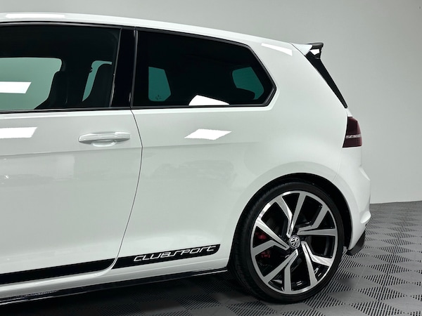 Used Volkswagen Golf 2016 for sale - 76102826: Photo 35