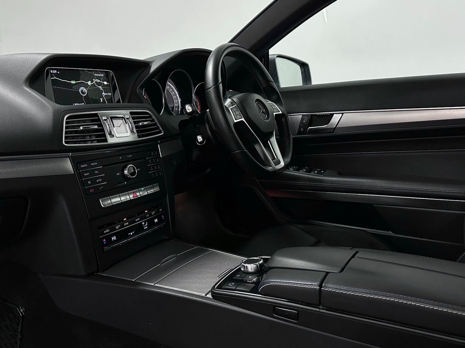 Used Mercedes-Benz E Class 2017 for sale - 76807088: Photo 18