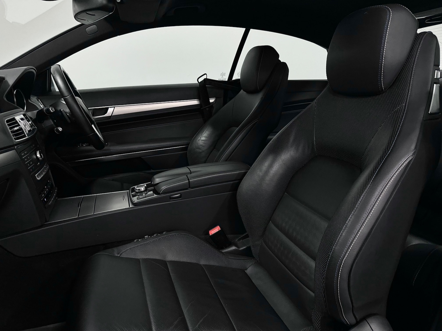 Used Mercedes-Benz E Class 2017 for sale - 76807088: Photo 19