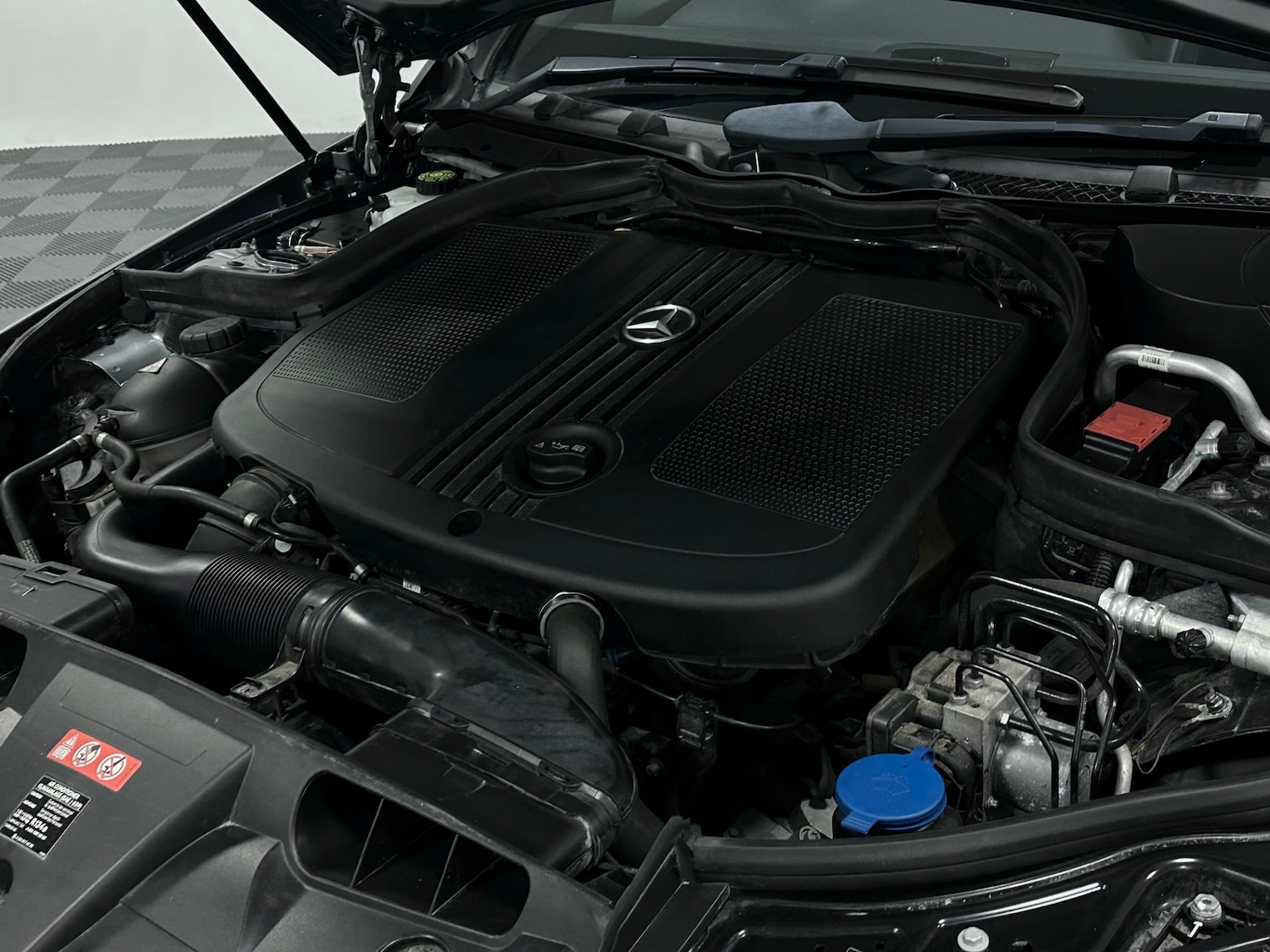 Used Mercedes-Benz E Class 2017 for sale - 76807088: Photo 24