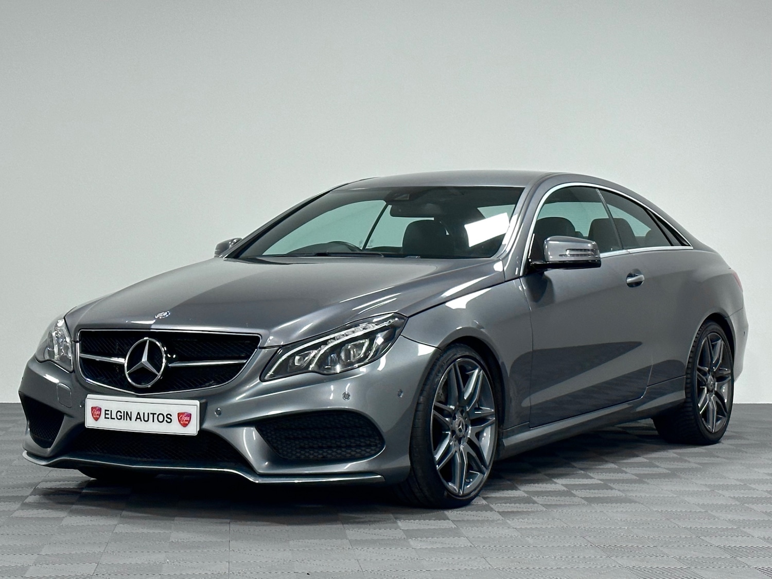 Used Mercedes-Benz E Class 2017 for sale - 76807088: Photo 3